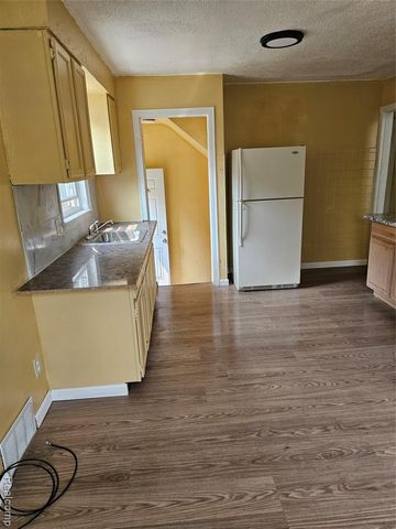 6027 Charles Street, Hamtramck, MI 48212