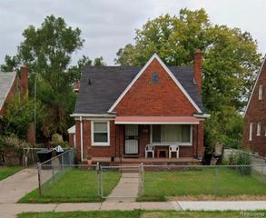 6027 Charles Street, Hamtramck, MI 48212