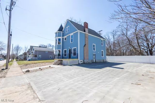 2164 E 87th Street, Cleveland, OH 44106