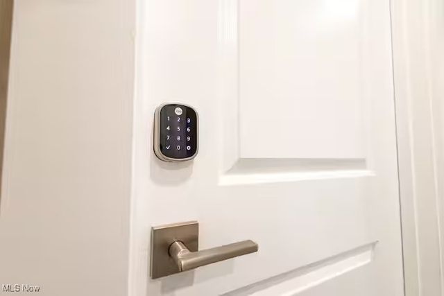 2164 E 87th Street, Cleveland, OH 44106