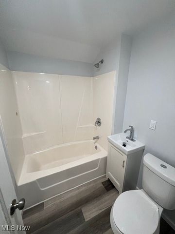 1897 Torbenson Drive, Cleveland, OH 44112