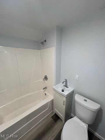 1897 Torbenson Drive, Cleveland, OH 44112