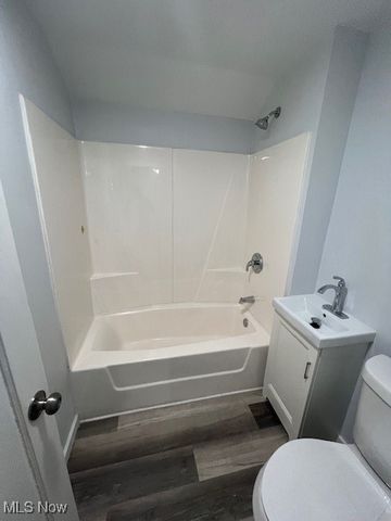 1897 Torbenson Drive, Cleveland, OH 44112