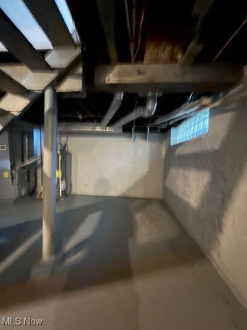 1897 Torbenson Drive, Cleveland, OH 44112