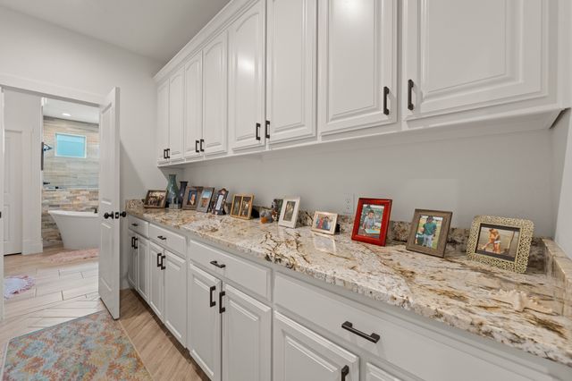 6065 Bella Terra Lane, Godley, TX 76044
