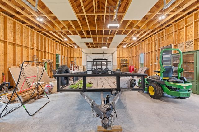 6065 Bella Terra Lane, Godley, TX 76044