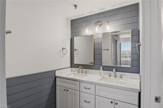 315 N Spruce Street 304, Winston-salem, NC 27101