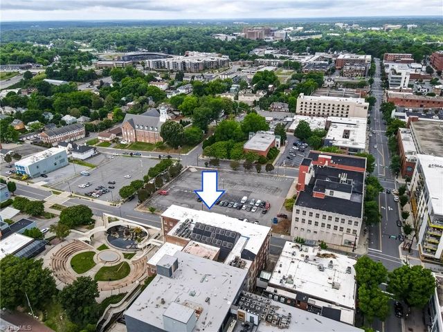 315 N Spruce Street 304, Winston-salem, NC 27101
