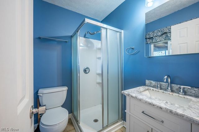 3601 1st Avenue, Vienna, WV 26105