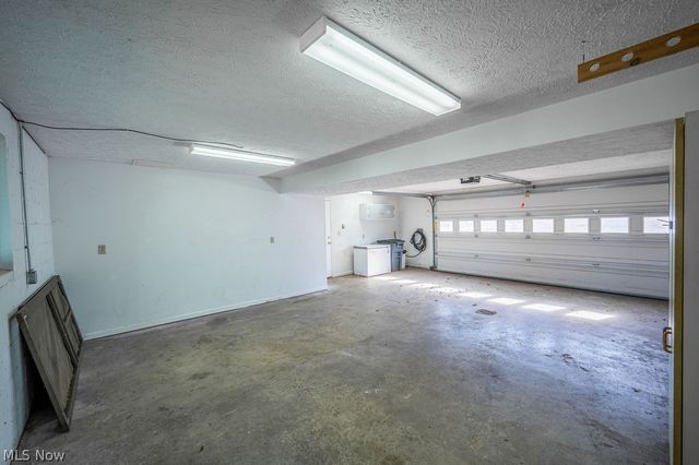 3601 1st Avenue, Vienna, WV 26105