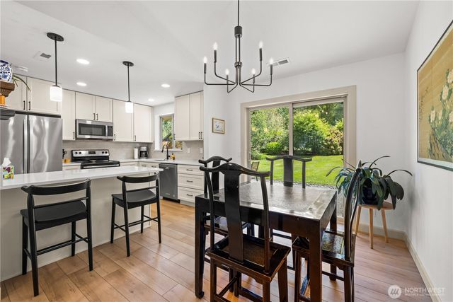 16516 133rd Place SE, Renton, WA 98058