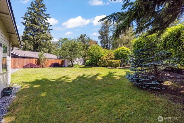 16516 133rd Place SE, Renton, WA 98058