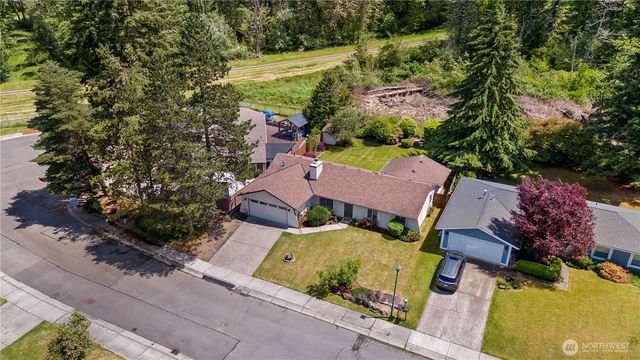 16516 133rd Place SE, Renton, WA 98058