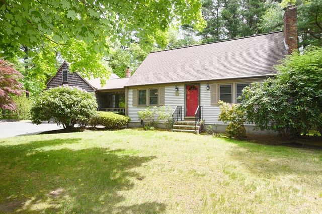 164 Forest St, Pembroke, MA 02359