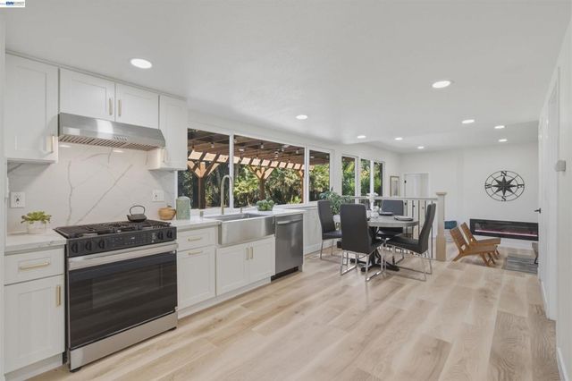 92 Dubost Ct, Danville, CA 94526