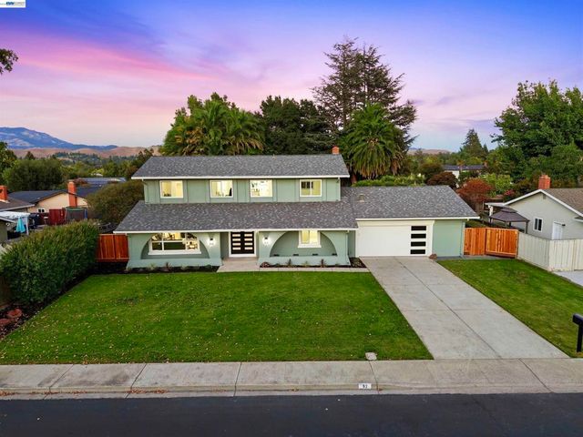 92 Dubost Ct, Danville, CA 94526