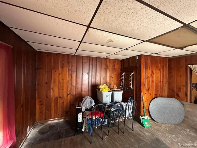 5042 Pennsylvania Street, Detroit, MI 48213