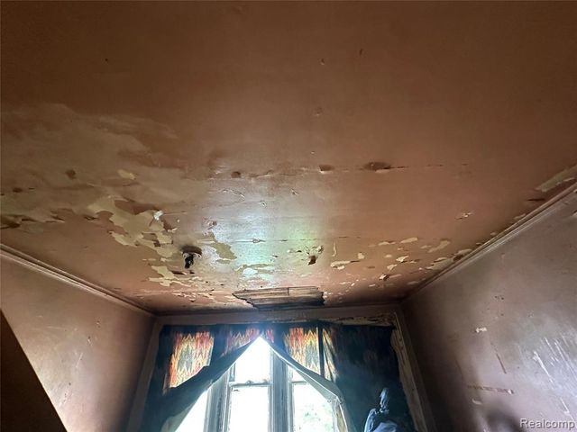 5042 Pennsylvania Street, Detroit, MI 48213