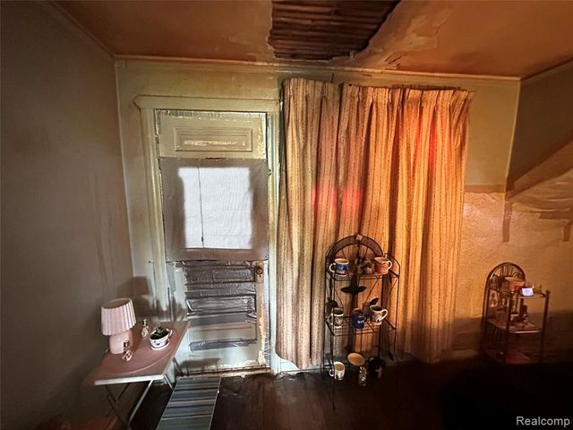 5042 Pennsylvania Street, Detroit, MI 48213