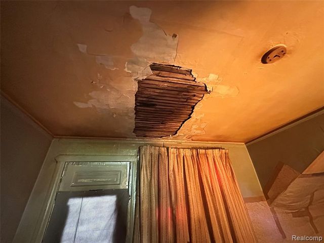 5042 Pennsylvania Street, Detroit, MI 48213