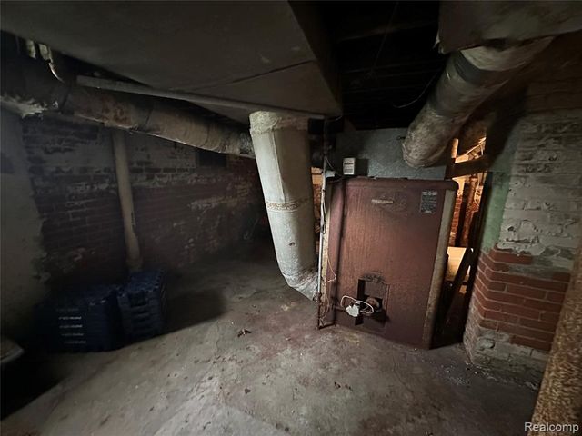 5042 Pennsylvania Street, Detroit, MI 48213