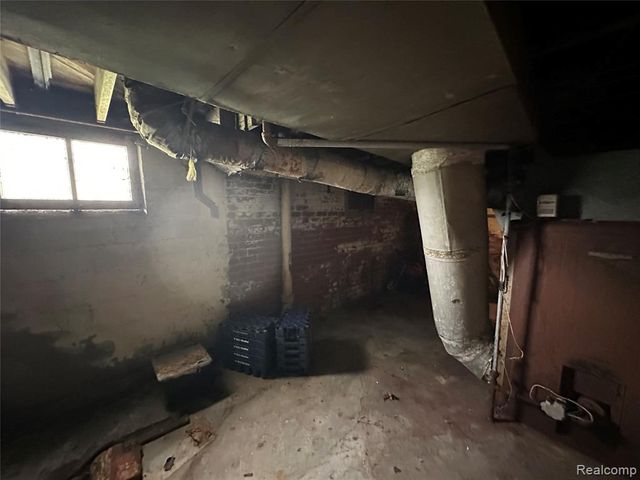 5042 Pennsylvania Street, Detroit, MI 48213