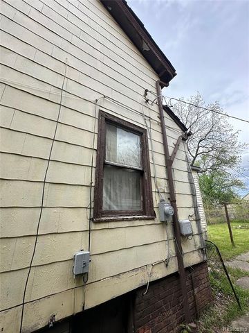5042 Pennsylvania Street, Detroit, MI 48213
