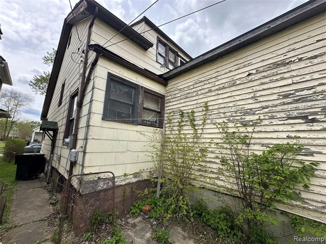 5042 Pennsylvania Street, Detroit, MI 48213