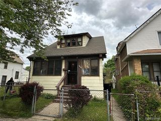 5042 Pennsylvania Street, Detroit, MI 48213