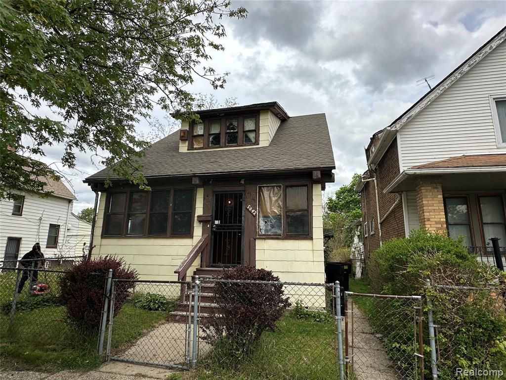 5042 Pennsylvania Street, Detroit, MI 48213