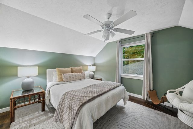 9927 Edgecove Drive, Dallas, TX 75238