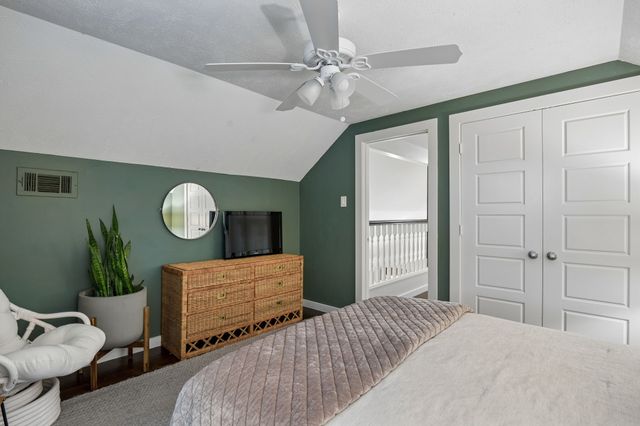 9927 Edgecove Drive, Dallas, TX 75238