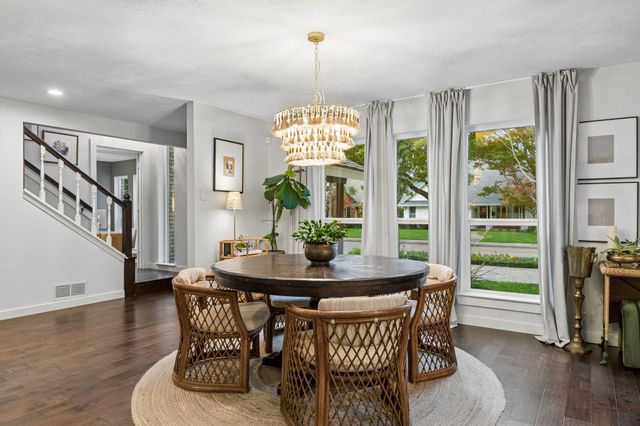 9927 Edgecove Drive, Dallas, TX 75238
