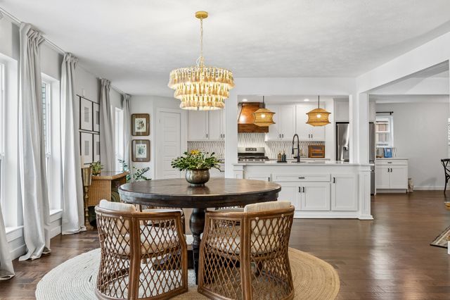 9927 Edgecove Drive, Dallas, TX 75238