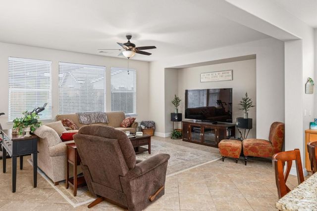 2532 Laurel Ridge Court, Oakdale, CA 95361