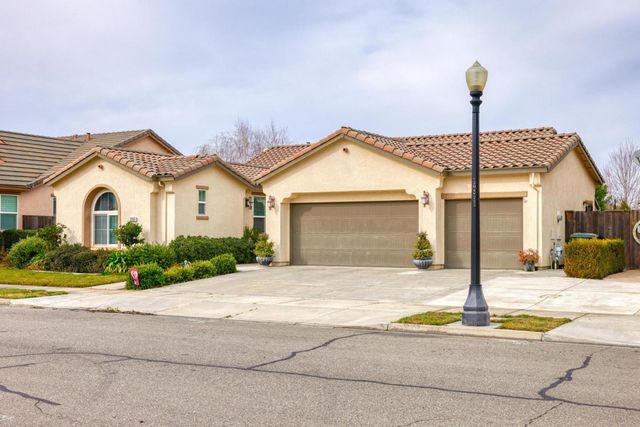 2532 Laurel Ridge Court, Oakdale, CA 95361