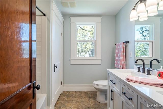 514 E State Street, Union, MO 63084