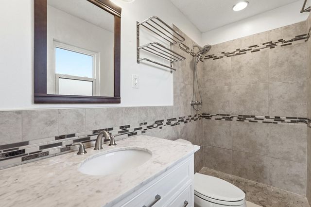 25 DOLPHIN AVENUE, Ormond Beach, FL 32176