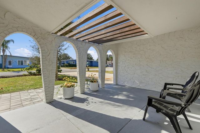 25 DOLPHIN AVENUE, Ormond Beach, FL 32176