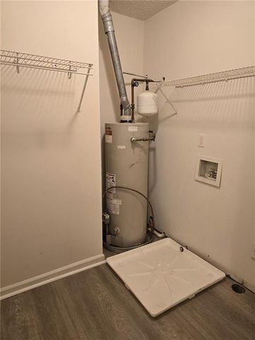 6025 Park Wood Court, Austell, GA 30106