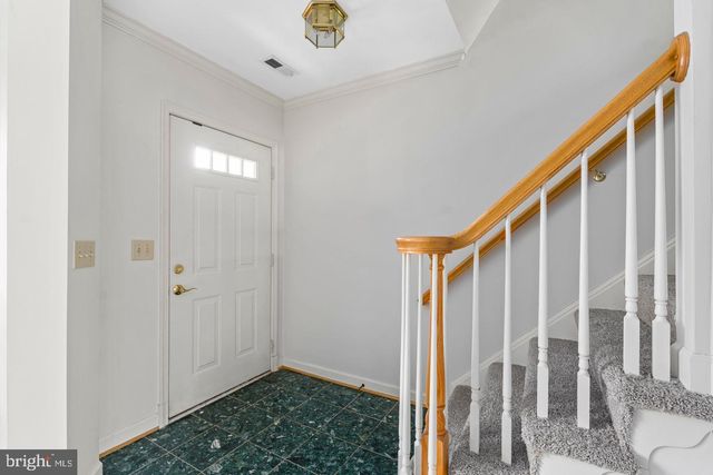 6908 Fairfax Dr Unit 306, Arlington, VA 22213