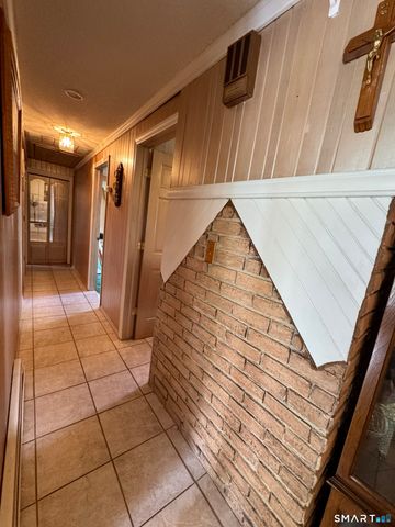 22 Larkspur Drive, Trumbull, CT 06611