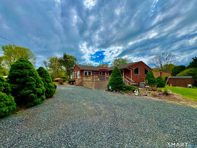 22 Larkspur Drive, Trumbull, CT 06611