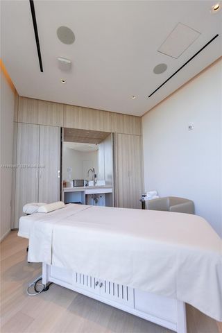 17901 Collins Avenue 2404, Sunny Isles Beach, FL 33160