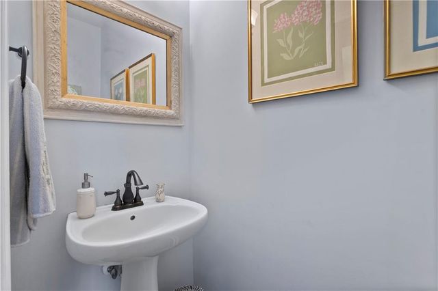 2924 Wintercrest Way, Atlanta, GA 30360