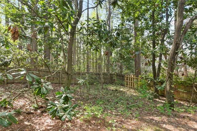 2924 Wintercrest Way, Atlanta, GA 30360