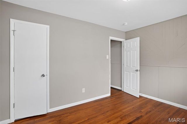 10185 Green Valley Drive, St Louis, MO 63136