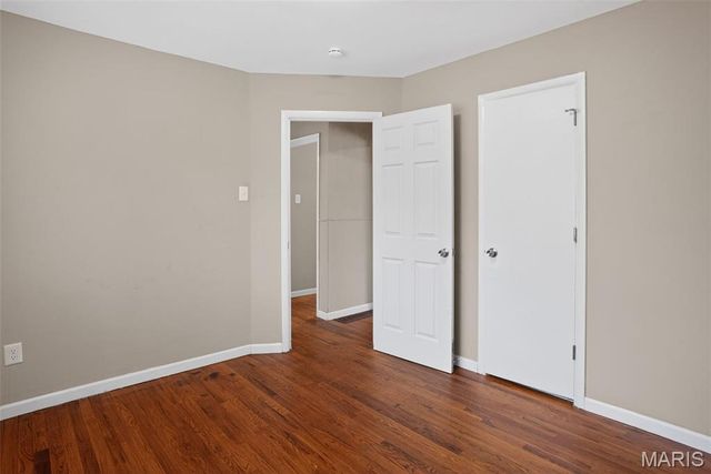 10185 Green Valley Drive, St Louis, MO 63136