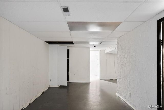 10185 Green Valley Drive, St Louis, MO 63136