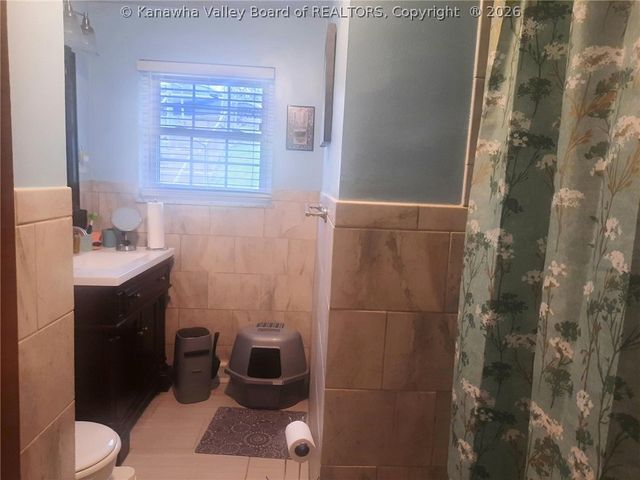 415 Skyline Drive, Charleston, WV 25302